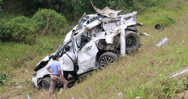 Khởi t.ố tài xế vượt ẩu gây t.ai n.ạn trên cao t.ốc Cam L.ộ – La S.ơn l.àm 3 người chết